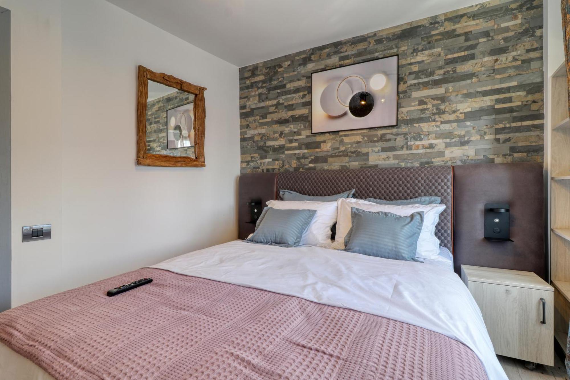 Rdi Elegance Apartment Downtown ブカレスト エクステリア 写真