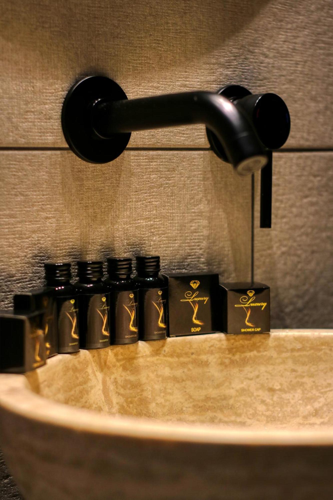 Rdi Elegance Apartment Downtown ブカレスト エクステリア 写真